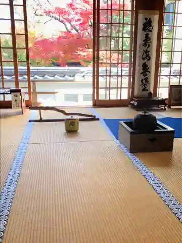 来迎寺(井戸来迎寺・紫雲山来迎寺)の本殿・本堂