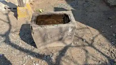 稲荷神社の手水舎