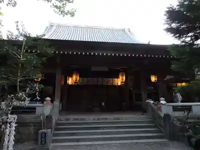 霊山寺の本殿・本堂