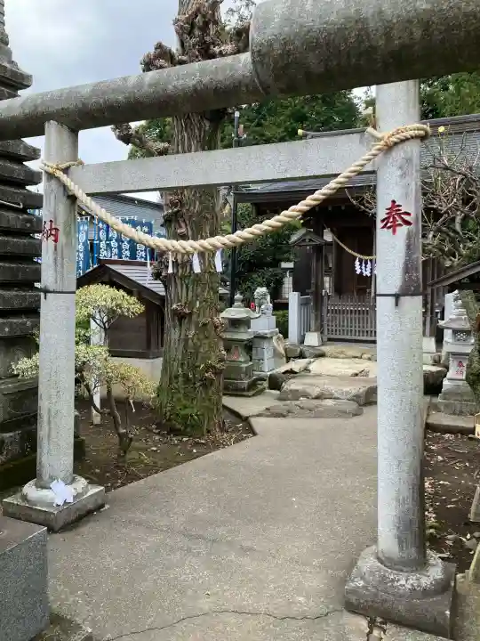白蛇辨財天の{uncategorized: "未分類", other: "その他", undefined: "問題あり", building: "その他建物", grave: "お墓", sacred_gate: "鳥居", guardian: "狛犬", statue: "像", buddha: "仏像", history: "歴史", nature: "自然", garden: "庭園", animal: "動物", pagoda: "塔", temizu: "手水舎", mountain_gate: "山門・神門", sanctuary: "本殿・本堂", subordinate: "末社・摂社", art: "芸術", scenery: "景色", jizo: "地蔵", ema: "絵馬", goshuin: "御朱印", omikuji: "おみくじ", items: "授与品その他", amulet: "お守り", goshuincho: "御朱印帳", eats: "食事", festival: "お祭り", votive_dance: "神楽", shichigosan: "七五三参", wedding: "結婚式", experience: "体験その他", initially: "初詣", around: "周辺", anti_infection: "感染症対策"}