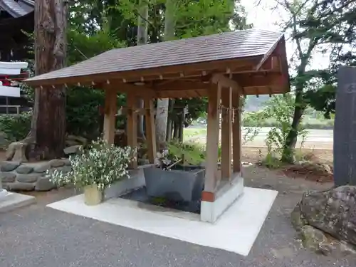 高司神社〜むすびの神の鎮まる社〜の手水