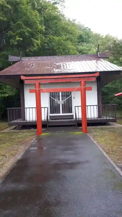 下宇莫別神社の本殿・本堂