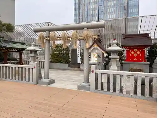 三囲神社（三圍神社）日本橋摂社の鳥居