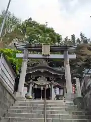 石川町諏訪神社の鳥居