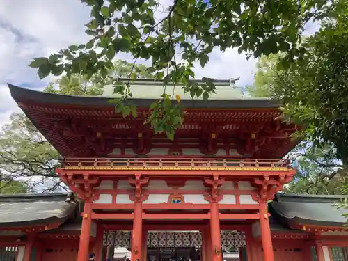 武蔵一宮氷川神社の山門・神門