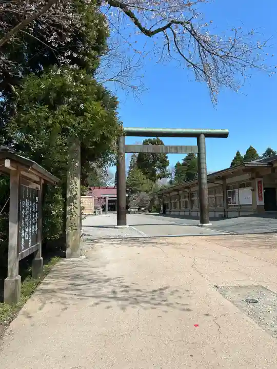 射水神社の鳥居