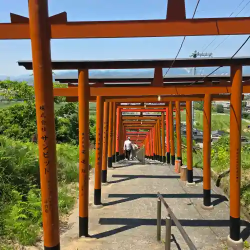 浮羽稲荷神社の{uncategorized: "未分類", other: "その他", undefined: "問題あり", building: "その他建物", grave: "お墓", sacred_gate: "鳥居", guardian: "狛犬", statue: "像", buddha: "仏像", history: "歴史", nature: "自然", garden: "庭園", animal: "動物", pagoda: "塔", temizu: "手水舎", mountain_gate: "山門・神門", sanctuary: "本殿・本堂", subordinate: "末社・摂社", art: "芸術", scenery: "景色", jizo: "地蔵", ema: "絵馬", goshuin: "御朱印", omikuji: "おみくじ", items: "授与品その他", amulet: "お守り", goshuincho: "御朱印帳", eats: "食事", festival: "お祭り", votive_dance: "神楽", shichigosan: "七五三参", wedding: "結婚式", experience: "体験その他", initially: "初詣", around: "周辺", anti_infection: "感染症対策"}