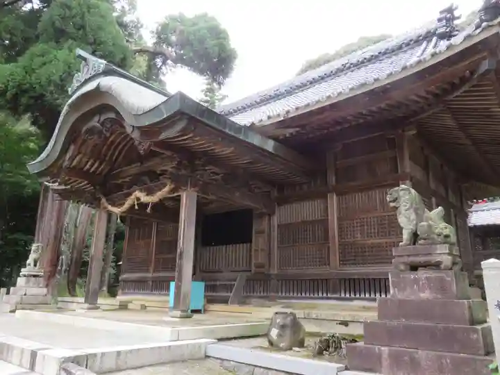 伊富岐神社の本殿・本堂