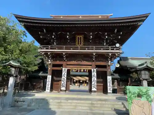 宮地嶽神社の山門・神門