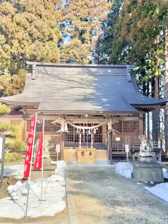 熊野神社の{uncategorized: "未分類", other: "その他", undefined: "問題あり", building: "その他建物", grave: "お墓", sacred_gate: "鳥居", guardian: "狛犬", statue: "像", buddha: "仏像", history: "歴史", nature: "自然", garden: "庭園", animal: "動物", pagoda: "塔", temizu: "手水舎", mountain_gate: "山門・神門", sanctuary: "本殿・本堂", subordinate: "末社・摂社", art: "芸術", scenery: "景色", jizo: "地蔵", ema: "絵馬", goshuin: "御朱印", omikuji: "おみくじ", items: "授与品その他", amulet: "お守り", goshuincho: "御朱印帳", eats: "食事", festival: "お祭り", votive_dance: "神楽", shichigosan: "七五三参", wedding: "結婚式", experience: "体験その他", initially: "初詣", around: "周辺", anti_infection: "感染症対策"}