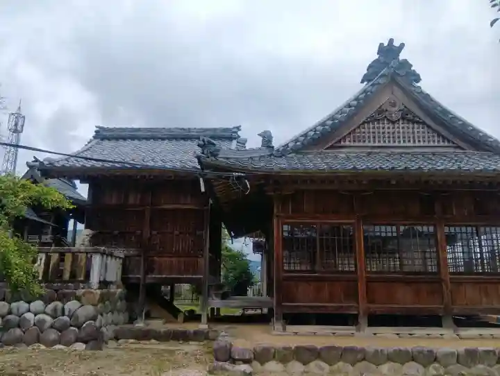 北野神社の{uncategorized: "未分類", other: "その他", undefined: "問題あり", building: "その他建物", grave: "お墓", sacred_gate: "鳥居", guardian: "狛犬", statue: "像", buddha: "仏像", history: "歴史", nature: "自然", garden: "庭園", animal: "動物", pagoda: "塔", temizu: "手水舎", mountain_gate: "山門・神門", sanctuary: "本殿・本堂", subordinate: "末社・摂社", art: "芸術", scenery: "景色", jizo: "地蔵", ema: "絵馬", goshuin: "御朱印", omikuji: "おみくじ", items: "授与品その他", amulet: "お守り", goshuincho: "御朱印帳", eats: "食事", festival: "お祭り", votive_dance: "神楽", shichigosan: "七五三参", wedding: "結婚式", experience: "体験その他", initially: "初詣", around: "周辺", anti_infection: "感染症対策"}