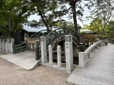 西宮神社の{uncategorized: "未分類", other: "その他", undefined: "問題あり", building: "その他建物", grave: "お墓", sacred_gate: "鳥居", guardian: "狛犬", statue: "像", buddha: "仏像", history: "歴史", nature: "自然", garden: "庭園", animal: "動物", pagoda: "塔", temizu: "手水舎", mountain_gate: "山門・神門", sanctuary: "本殿・本堂", subordinate: "末社・摂社", art: "芸術", scenery: "景色", jizo: "地蔵", ema: "絵馬", goshuin: "御朱印", omikuji: "おみくじ", items: "授与品その他", amulet: "お守り", goshuincho: "御朱印帳", eats: "食事", festival: "お祭り", votive_dance: "神楽", shichigosan: "七五三参", wedding: "結婚式", experience: "体験その他", initially: "初詣", around: "周辺", anti_infection: "感染症対策"}