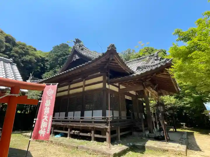 久山年神社の{uncategorized: "未分類", other: "その他", undefined: "問題あり", building: "その他建物", grave: "お墓", sacred_gate: "鳥居", guardian: "狛犬", statue: "像", buddha: "仏像", history: "歴史", nature: "自然", garden: "庭園", animal: "動物", pagoda: "塔", temizu: "手水舎", mountain_gate: "山門・神門", sanctuary: "本殿・本堂", subordinate: "末社・摂社", art: "芸術", scenery: "景色", jizo: "地蔵", ema: "絵馬", goshuin: "御朱印", omikuji: "おみくじ", items: "授与品その他", amulet: "お守り", goshuincho: "御朱印帳", eats: "食事", festival: "お祭り", votive_dance: "神楽", shichigosan: "七五三参", wedding: "結婚式", experience: "体験その他", initially: "初詣", around: "周辺", anti_infection: "感染症対策"}