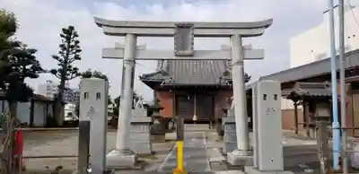 下新田稲荷神社の鳥居