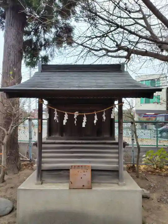 瓦葺氷川神社(埼玉県)