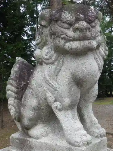 美深神社の狛犬