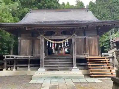 若宮八幡宮の本殿・本堂