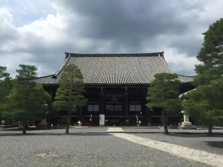 清凉寺の本殿・本堂