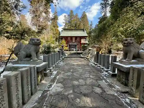 宇奈岐日女神社の{uncategorized: "未分類", other: "その他", undefined: "問題あり", building: "その他建物", grave: "お墓", sacred_gate: "鳥居", guardian: "狛犬", statue: "像", buddha: "仏像", history: "歴史", nature: "自然", garden: "庭園", animal: "動物", pagoda: "塔", temizu: "手水舎", mountain_gate: "山門・神門", sanctuary: "本殿・本堂", subordinate: "末社・摂社", art: "芸術", scenery: "景色", jizo: "地蔵", ema: "絵馬", goshuin: "御朱印", omikuji: "おみくじ", items: "授与品その他", amulet: "お守り", goshuincho: "御朱印帳", eats: "食事", festival: "お祭り", votive_dance: "神楽", shichigosan: "七五三参", wedding: "結婚式", experience: "体験その他", initially: "初詣", around: "周辺", anti_infection: "感染症対策"}