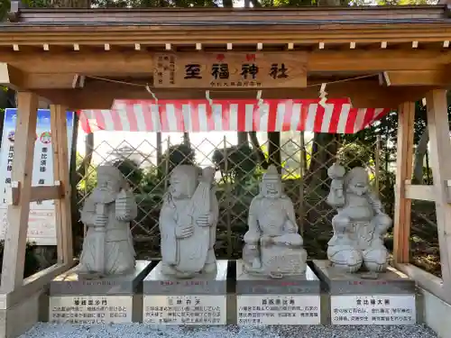 薬師寺八幡宮の像