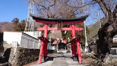 浅間日月神社の鳥居