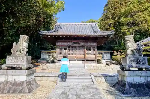 八柱社の本殿・本堂