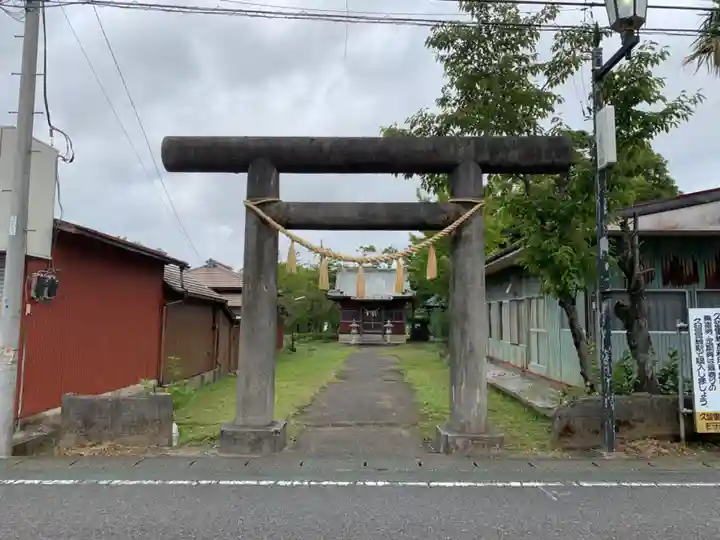 神明社の鳥居