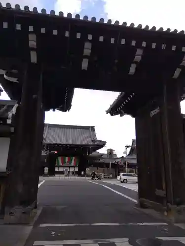本願寺（西本願寺）の山門・神門