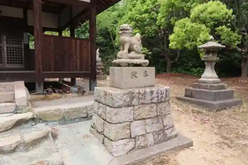 八雲神社の狛犬