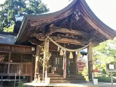 小村神社の本殿・本堂