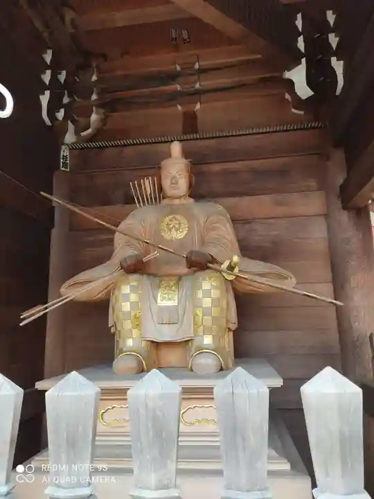 桑名宗社(春日神社)の像