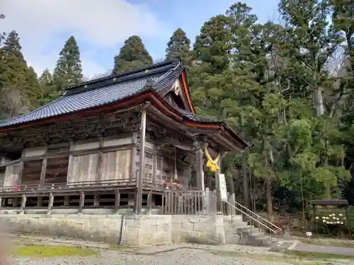 二上射水神社の本殿・本堂