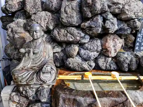 泉龍寺の手水舎