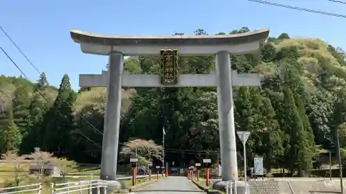 高岡神社の鳥居