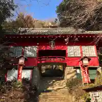 磯山弁財天の山門・神門