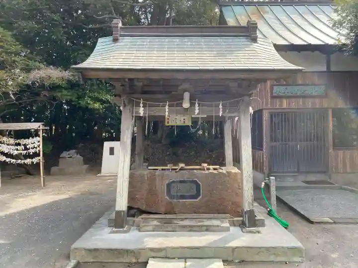 駒形神社の{uncategorized: "未分類", other: "その他", undefined: "問題あり", building: "その他建物", grave: "お墓", sacred_gate: "鳥居", guardian: "狛犬", statue: "像", buddha: "仏像", history: "歴史", nature: "自然", garden: "庭園", animal: "動物", pagoda: "塔", temizu: "手水舎", mountain_gate: "山門・神門", sanctuary: "本殿・本堂", subordinate: "末社・摂社", art: "芸術", scenery: "景色", jizo: "地蔵", ema: "絵馬", goshuin: "御朱印", omikuji: "おみくじ", items: "授与品その他", amulet: "お守り", goshuincho: "御朱印帳", eats: "食事", festival: "お祭り", votive_dance: "神楽", shichigosan: "七五三参", wedding: "結婚式", experience: "体験その他", initially: "初詣", around: "周辺", anti_infection: "感染症対策"}