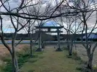 諏訪神社の鳥居