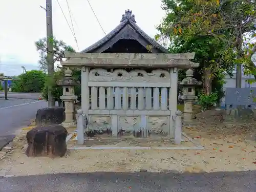 日吉社（法花寺町）の建物その他