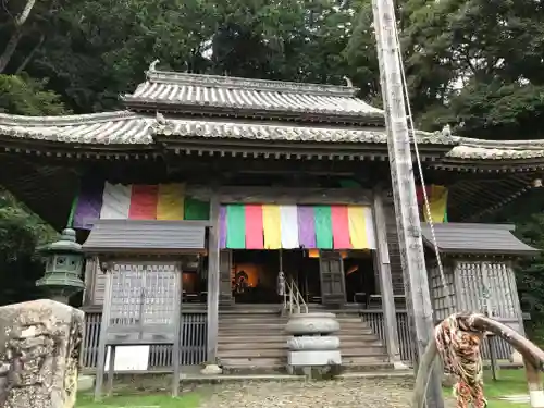 平等寺の本殿・本堂