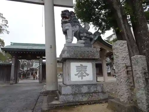 尾陽神社の狛犬