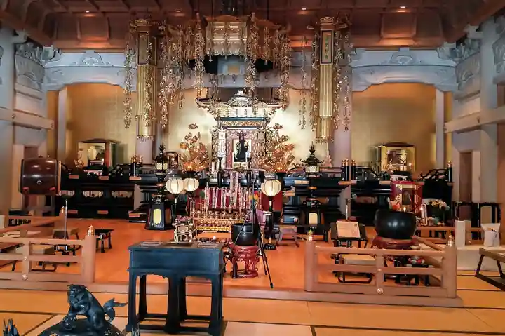 眞久寺の本殿・本堂