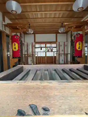 金座稲荷神社の{uncategorized: "未分類", other: "その他", undefined: "問題あり", building: "その他建物", grave: "お墓", sacred_gate: "鳥居", guardian: "狛犬", statue: "像", buddha: "仏像", history: "歴史", nature: "自然", garden: "庭園", animal: "動物", pagoda: "塔", temizu: "手水舎", mountain_gate: "山門・神門", sanctuary: "本殿・本堂", subordinate: "末社・摂社", art: "芸術", scenery: "景色", jizo: "地蔵", ema: "絵馬", goshuin: "御朱印", omikuji: "おみくじ", items: "授与品その他", amulet: "お守り", goshuincho: "御朱印帳", eats: "食事", festival: "お祭り", votive_dance: "神楽", shichigosan: "七五三参", wedding: "結婚式", experience: "体験その他", initially: "初詣", around: "周辺", anti_infection: "感染症対策"}