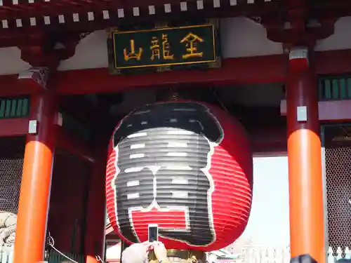 浅草寺の山門