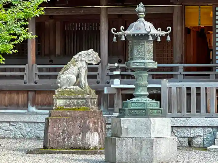 飛驒一宮水無神社の狛犬