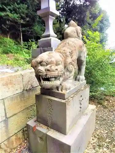 潮見神社の狛犬