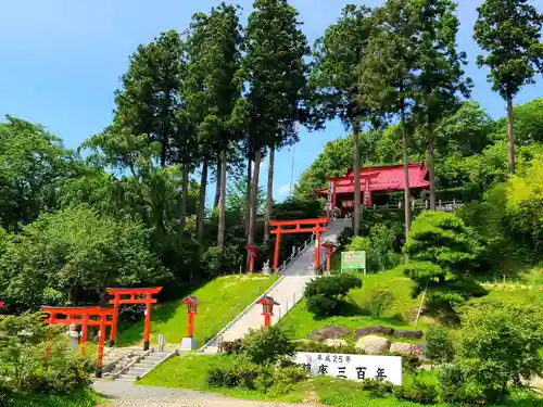 高屋敷稲荷神社の景色