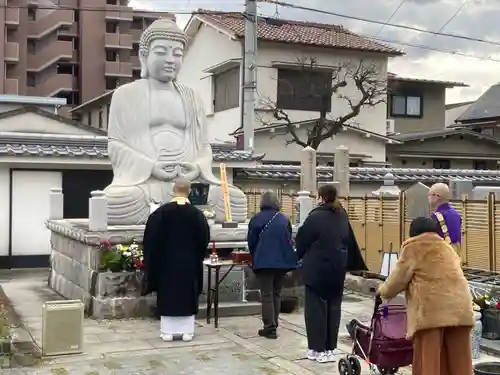 遠照山 光明寺（尼崎大仏）(兵庫県)