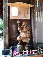 櫛引八幡宮の像