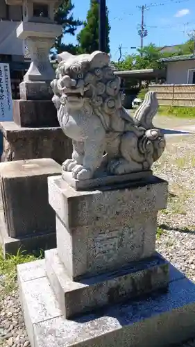 神明宮の狛犬