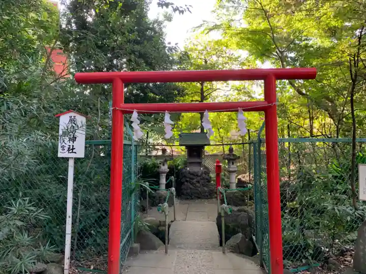 赤堤六所神社の鳥居
